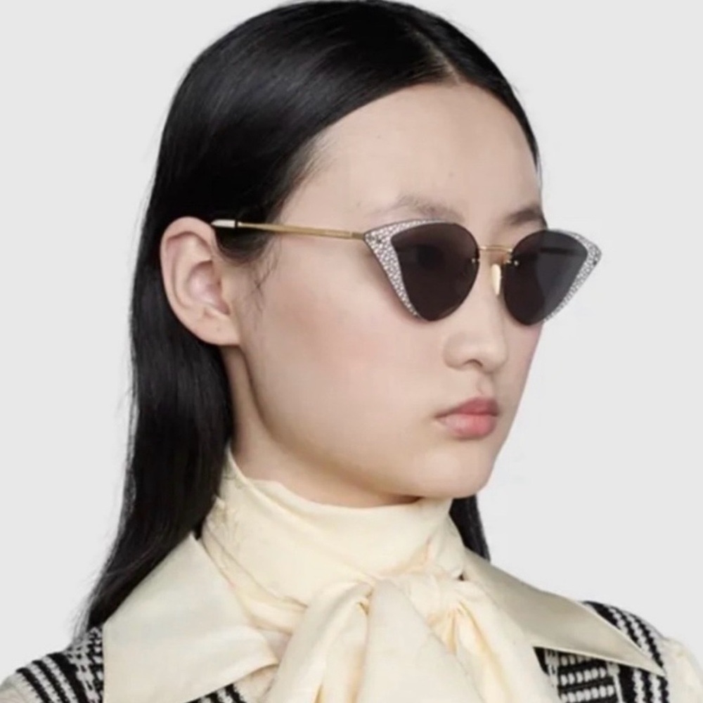 NWT Gucci Gold and Silver Cat Eye Sunglasses